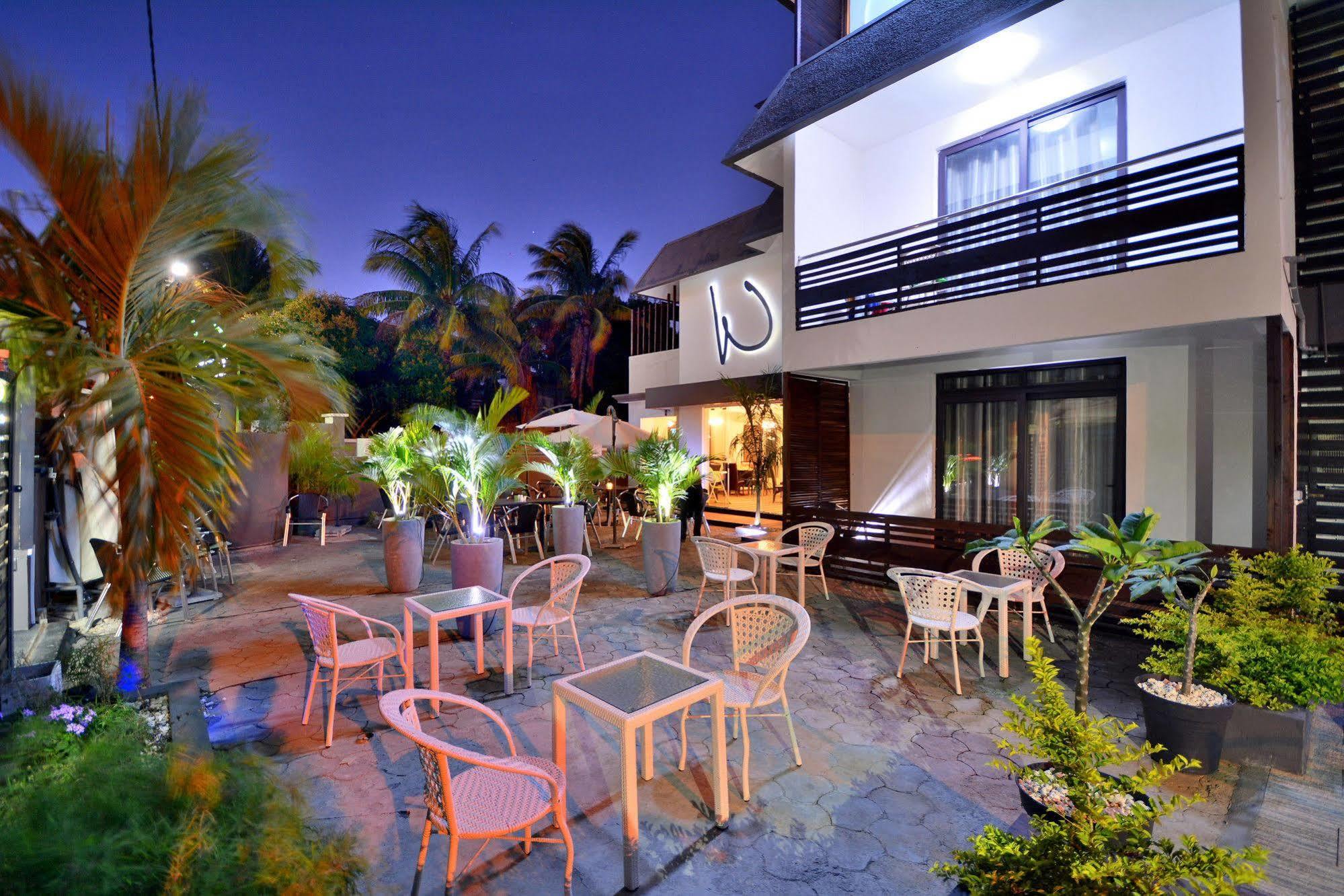 West Palm Inn Flic-en-Flacq Exterior foto